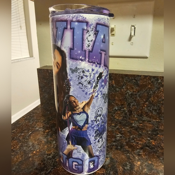 💥NEW! Olivia Rodrigo Tumbler - Picture 3 of 7